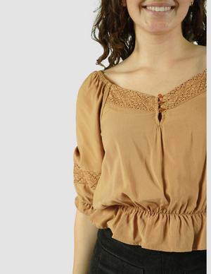 
                  
                    Rachelle Blouse
                  
                