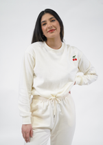Front of model wearing Aspen sweatshirt in snow white